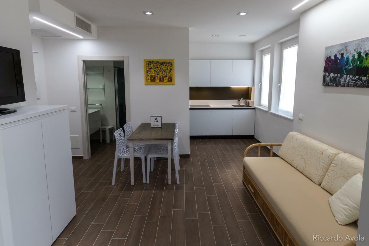 Hotel Aurora & Appartamenti Torbole Sul Garda Εξωτερικό φωτογραφία